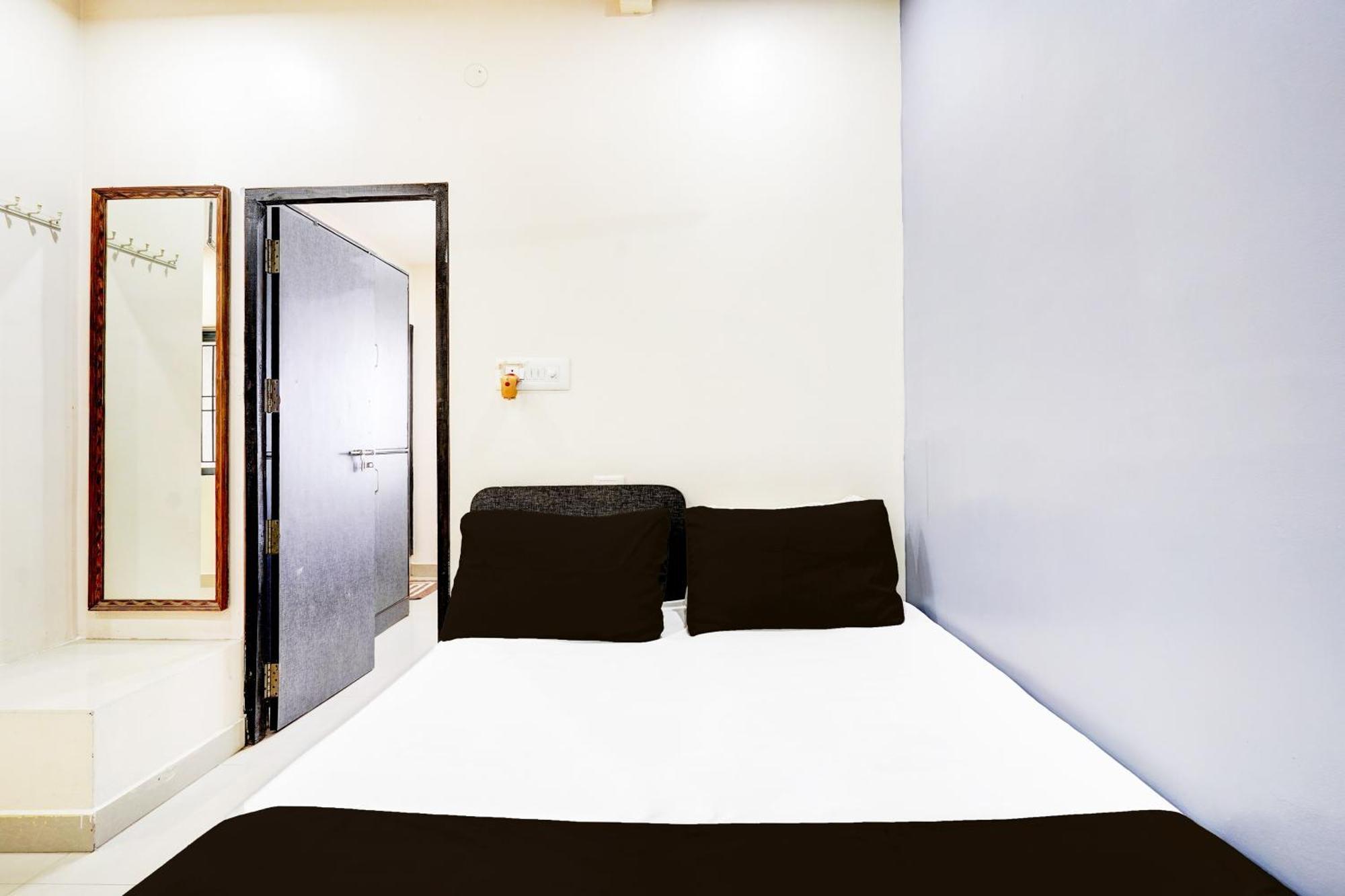 מלון העיר בנגלור Nagananda Residency מראה חיצוני תמונה